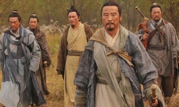 东风山庄金闪闪，羊携家臣来避暑打一正确生肖,警惕虚假宣传-全面释义、解释与落实、详细解答解释落实